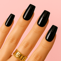 faux ongle noir brillant
