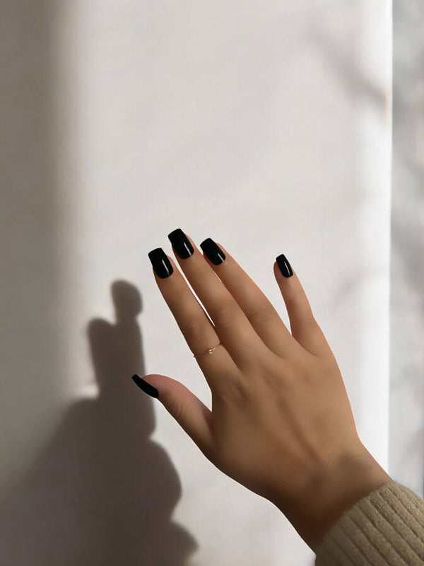 Faux ongles couleur noir