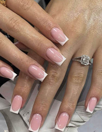 Faux ongle blanc rose 