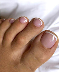 Faux ongle french pied