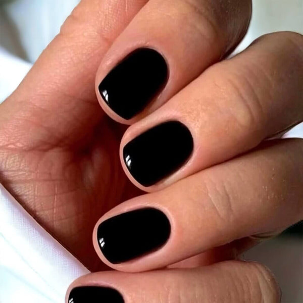 Faux ongles noir court