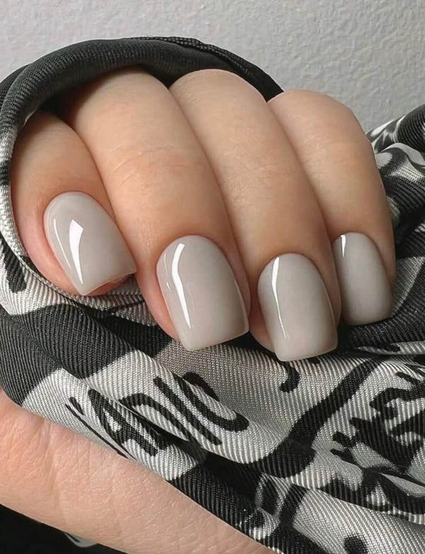 Faux ongles taupe