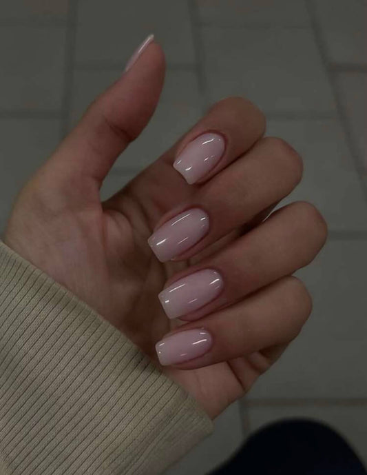 faux ongle rose nude