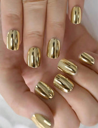 Faux ongles or