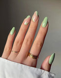 faux ongles vert pastel